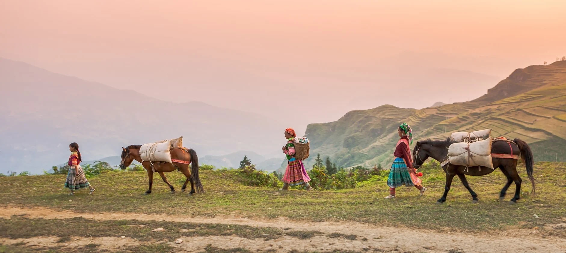 banner vietnam