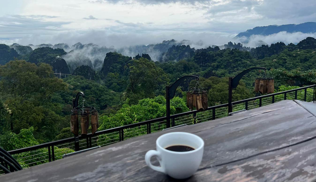 Before You Hit the Thakhek Loop, Laos: A Motorbiker’s Prep List