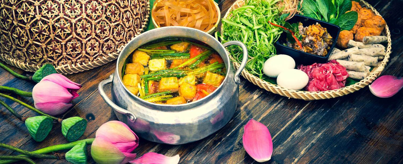 12 Best Restaurants and Places to Enjoy Cuisine in Hanoi 
