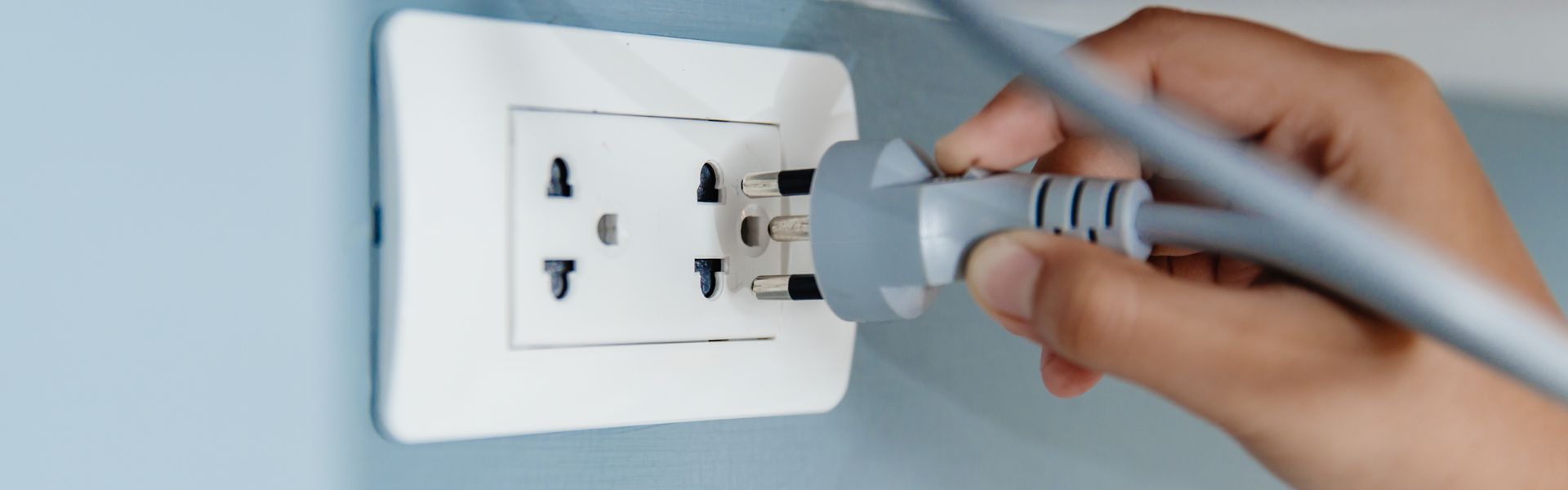 Plugs & Sockets in Vietnam: Which Travel Adapter Do You Need?