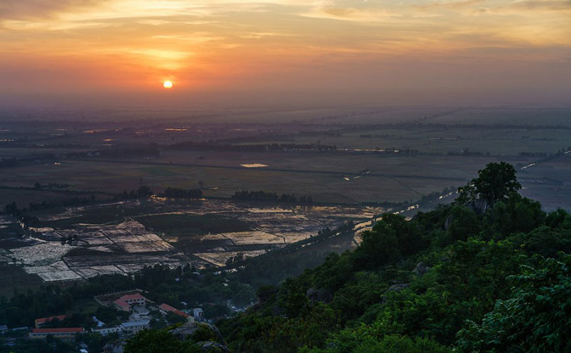 Panoramic view from Mount Sam