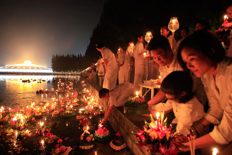 Loy Krathong