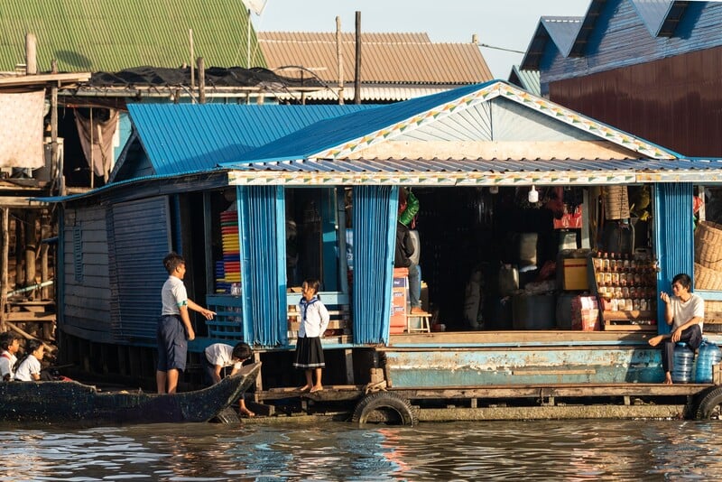 The floating life of Kampong Pluk