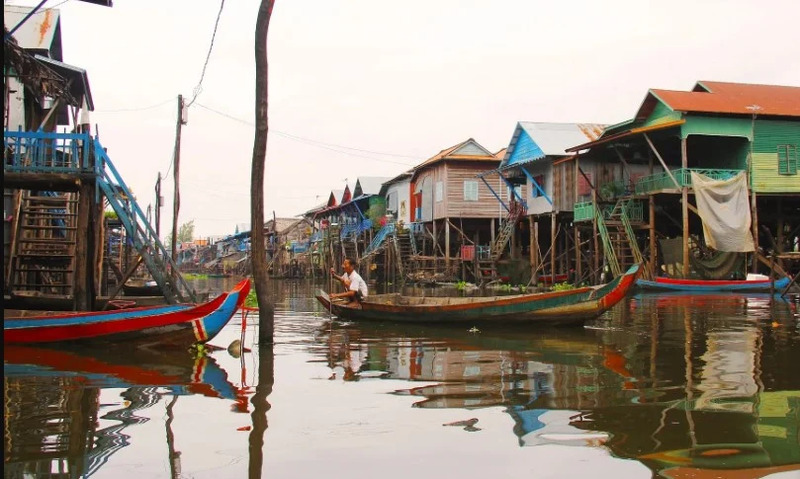 Authentic life at Tonle Sap Lake