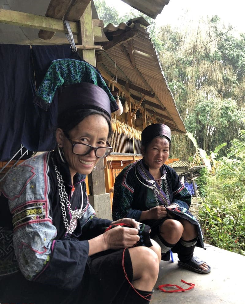 black hmong people