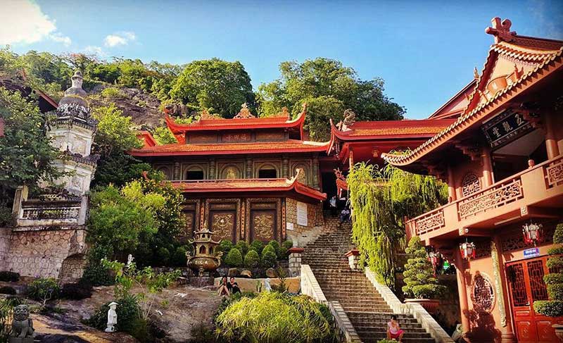 Hang Pagoda