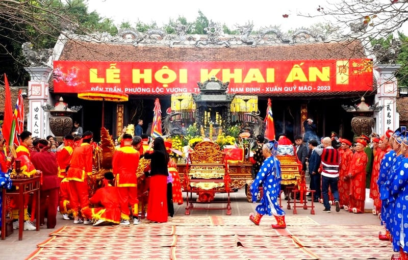 den tran nam dinh