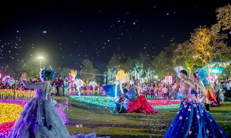  Light show: The Land of Fascination, Glory of Light