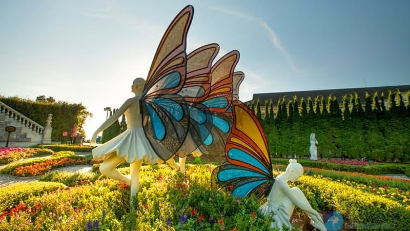Garden of Love Ba Na Hills – Near Golden Bridge Da Nang