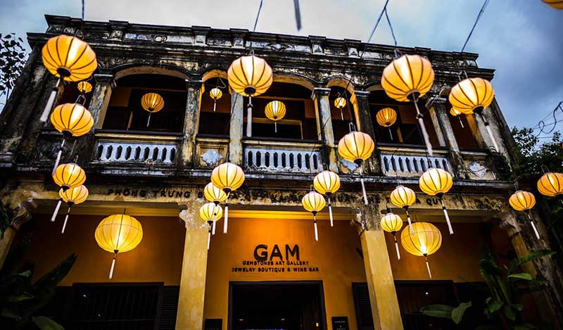 Lanterns in front of the GAM Hoi An Gemstone Museum - PHG Voyager