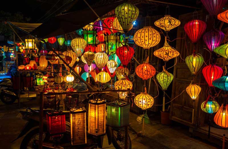 Lanterns sold at the Hoi An Night Market - Rob N