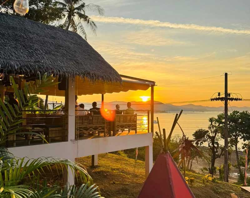 Hornbill Bar