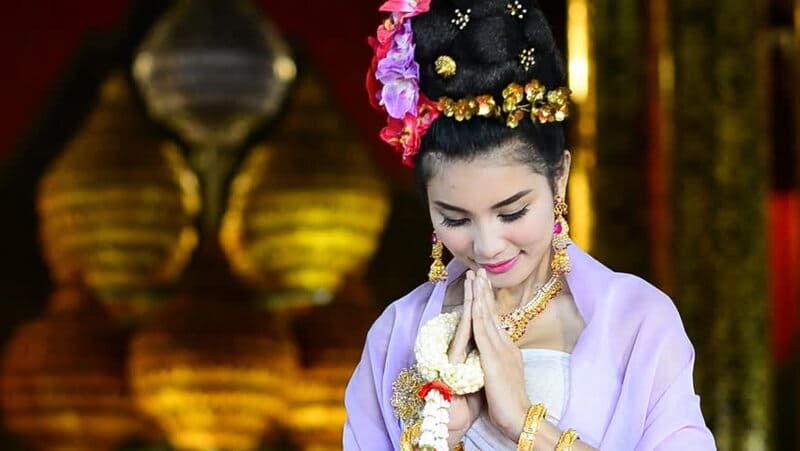 Wai in Thailand