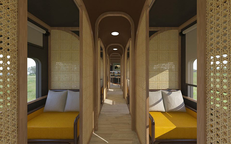 The decoration of the “Indochina” train linking Danang and Quy Nhon