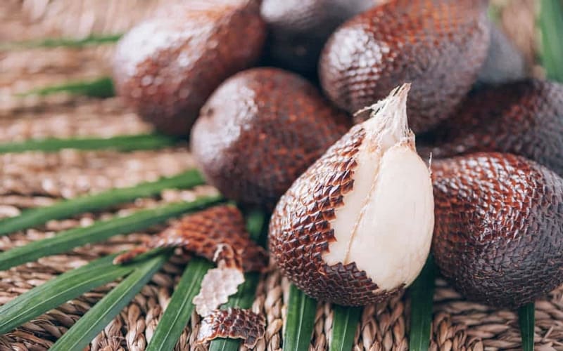 Salak (snake fruit)