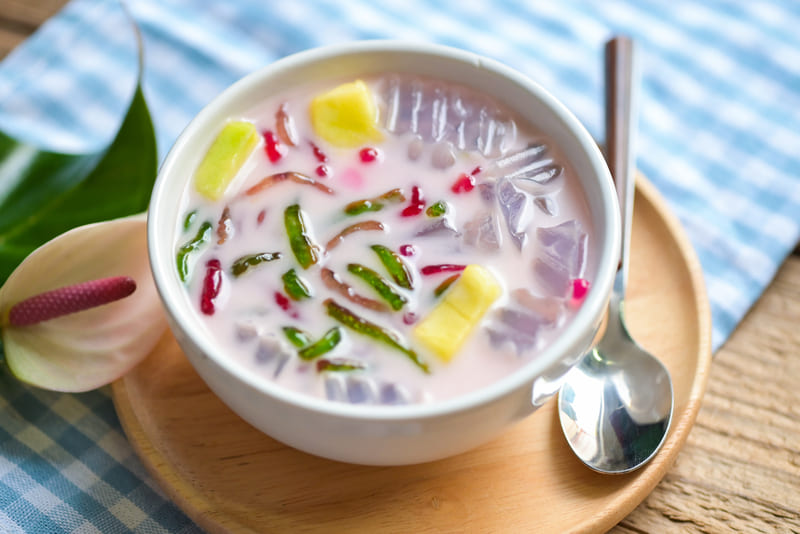 Ruam Mit (Thai Fruit Soup with Coconut Milk)