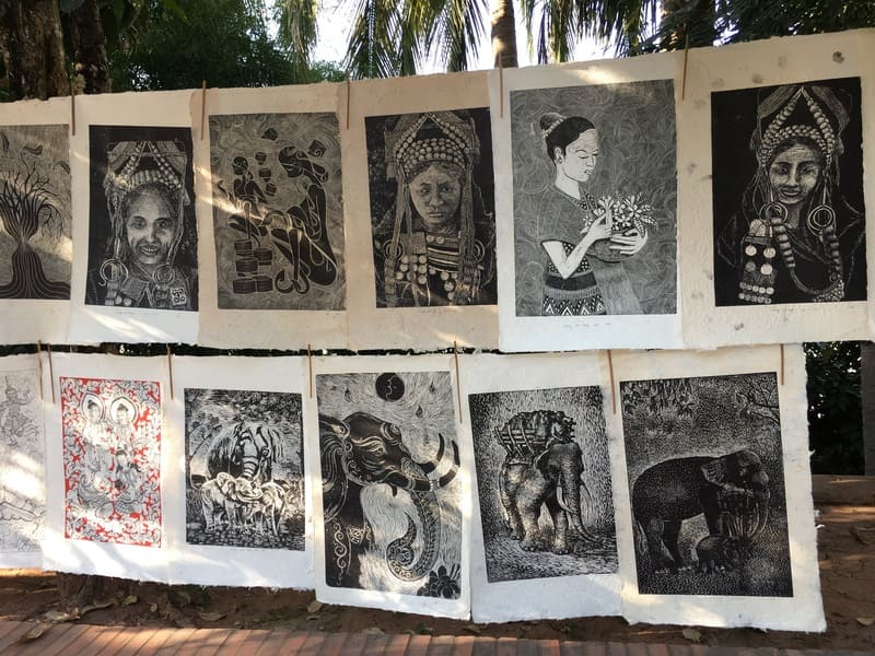 I really like the beautiful paintings in Laos