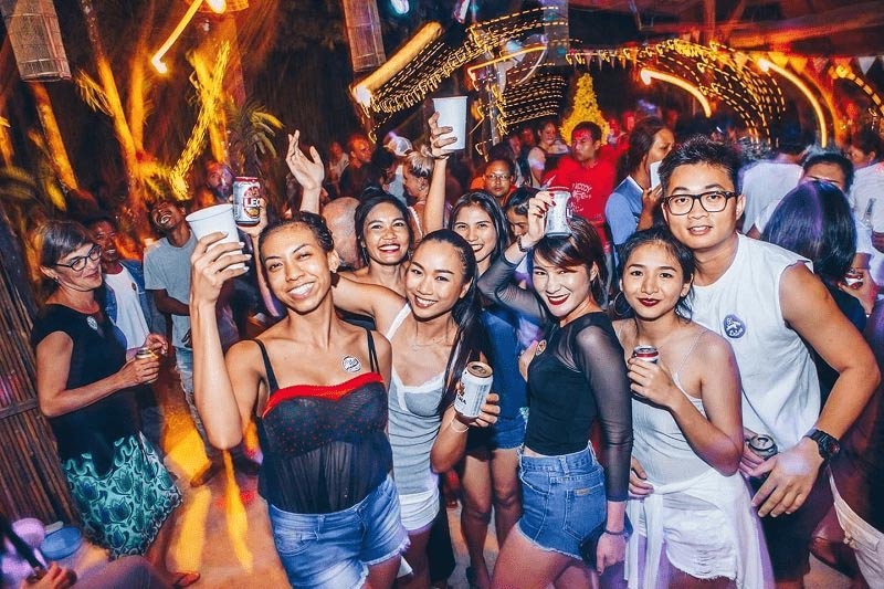 A Klong Chao Beach bar