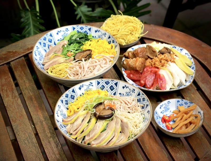 Bun Thang (a traditional Hanoi dish), Xoi (a family dish loved by all Vietnamese) at Mot Buoi Sang restaurant