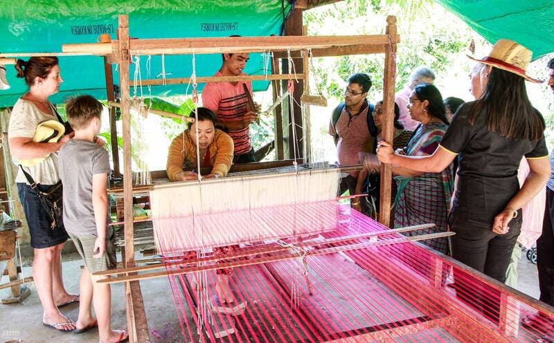 Koh Dach - the Silk Island, is famous for its traditional silk textiles hand-woven by local artisans