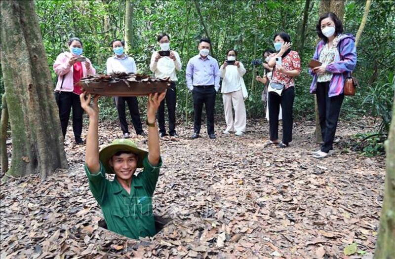 Cu Chi tunnels