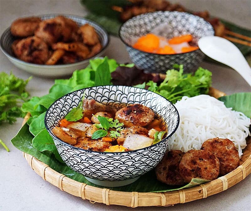 Bun Cha seduces many travelers for its flavors