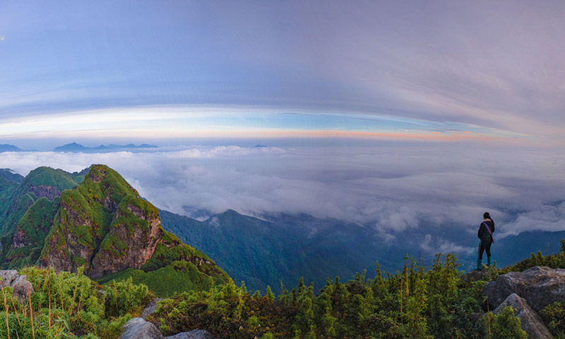 Ngu Chi Son peak
