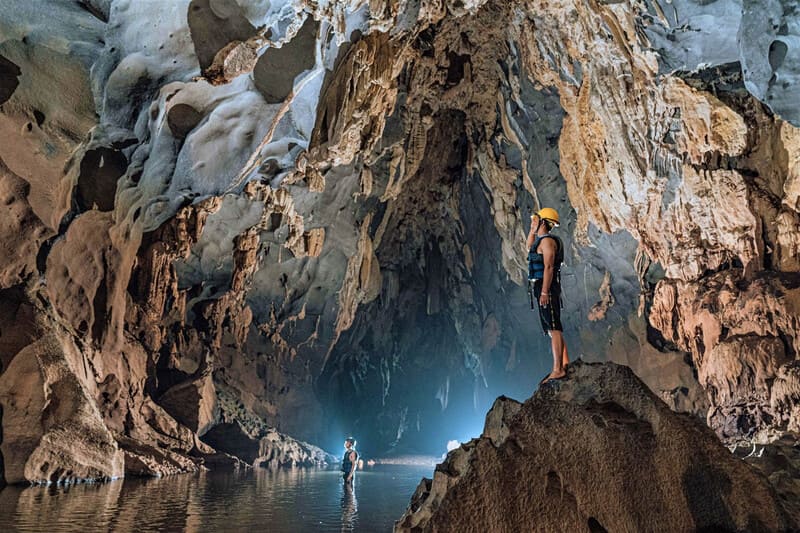 Phong Nha Cave