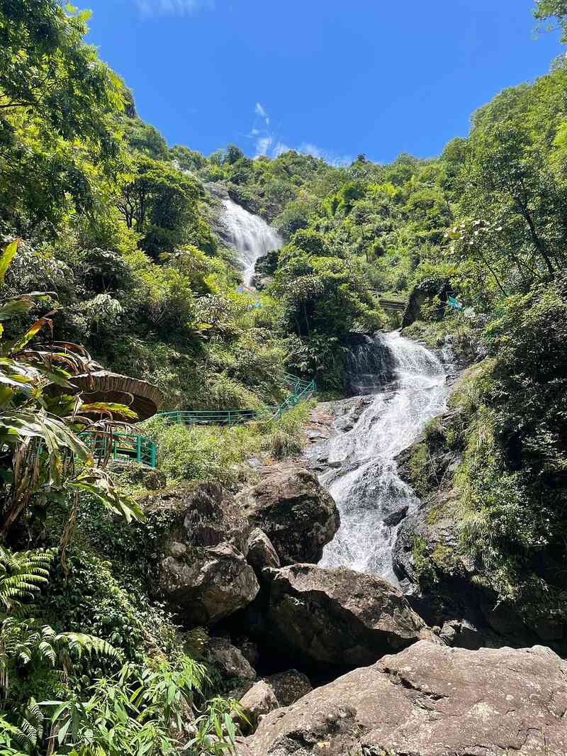  Silver Waterfall in Sapa, Vietnam