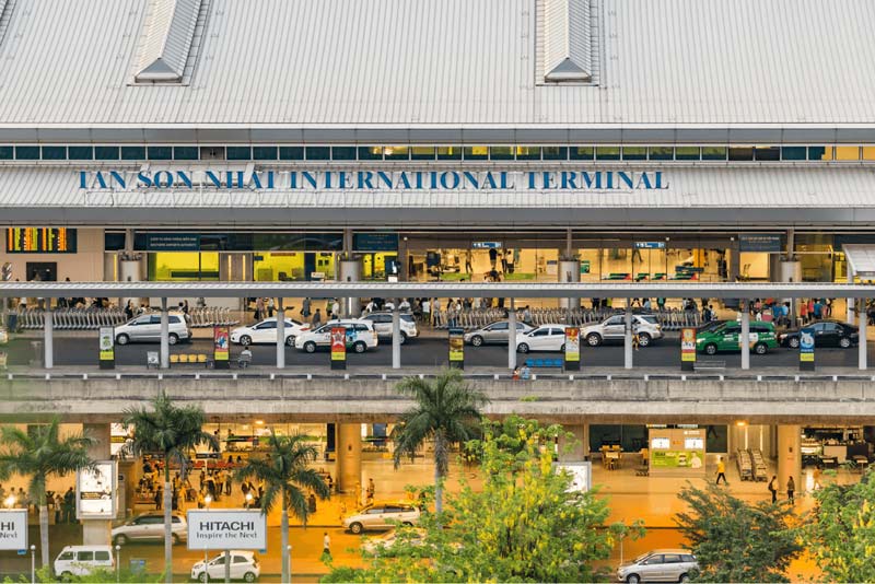 tan son nhat airport