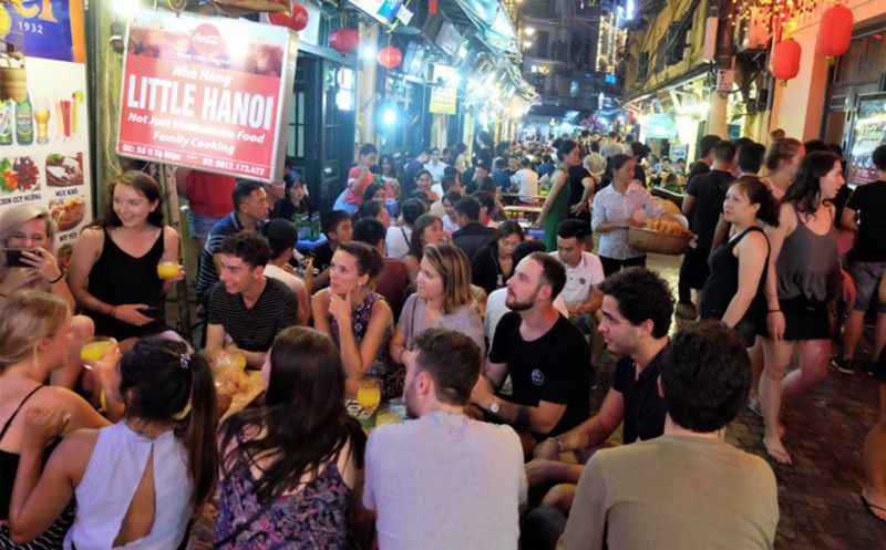 Ta Hien, the 'beer street' in Hanoi's Old Quarter. Photo: internet
