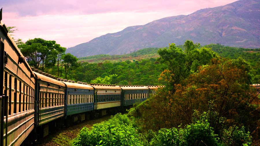 train to lao cai