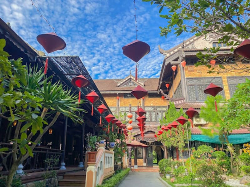 vy da xua restaurant