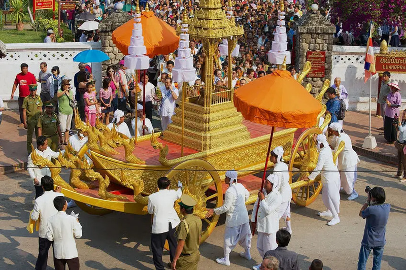 lao new year in luang prabang