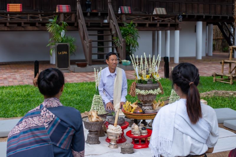 baci ceremony laos