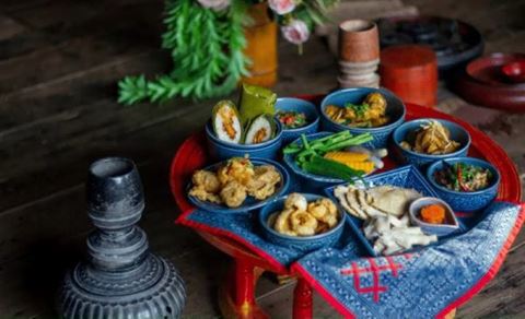 Khantoke dinner show in Chiang Mai