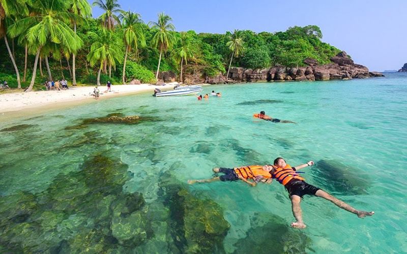Turquoise waters and palm-fringed perfection in Phu Quoc.