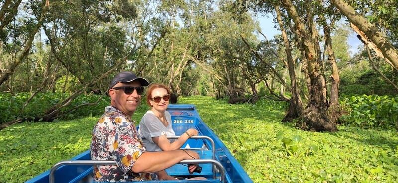 Our dear travelers in Delta Mekong